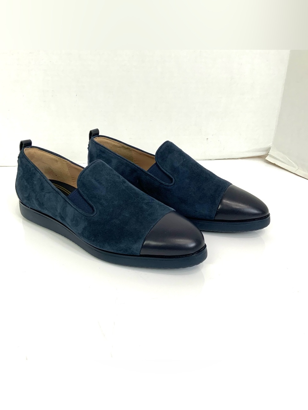 Cole Haan Grand Ambition Women's 7.5 Blue Suede Leather Cap Toe Loafers Flats